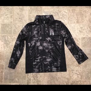 NWOT under armour pullover